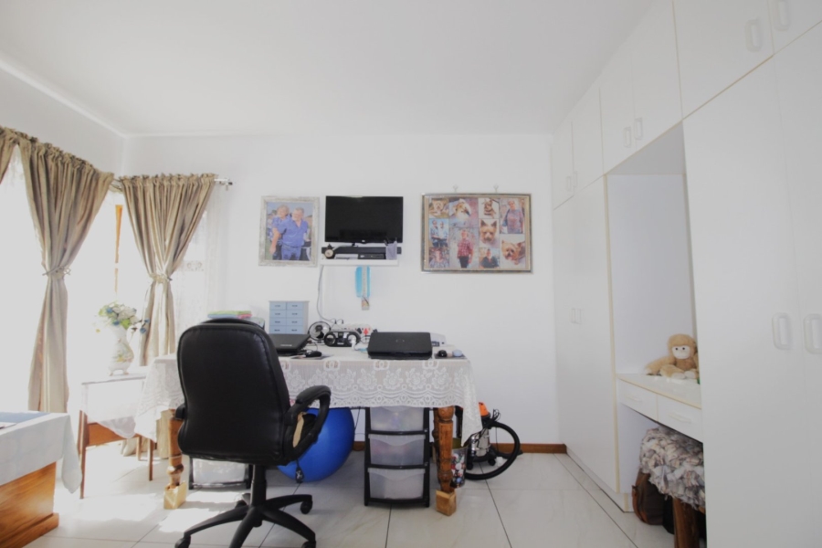  Bedroom Property for Sale in C Place Eastern Cape